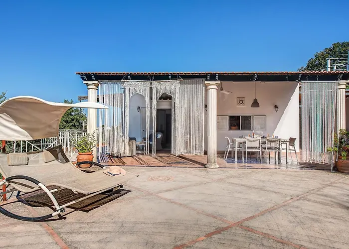 Demetra Capri - Pool And Relaxation *