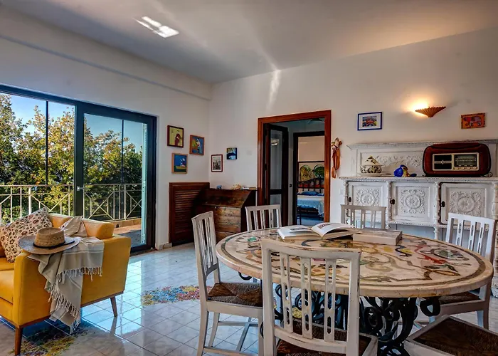 Demetra Capri - Pool And Relaxation Anacapri (Isola di Capri)