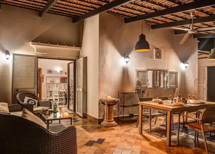 Villa Demetra Capri - Pool And Relaxation